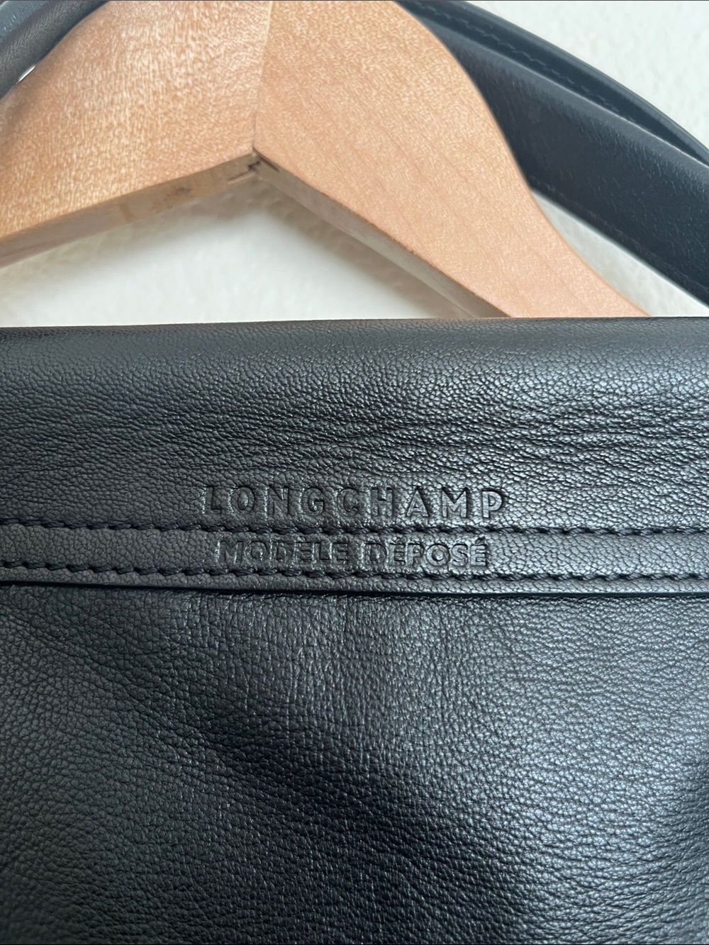 Genuine Longchamp Le Pliage Cuir Convertible Bag in Black - 100% Leather - Picture 4 of 11